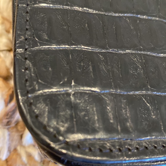 Authentic Brahmin classic crossbody purse - Picture 14 of 14